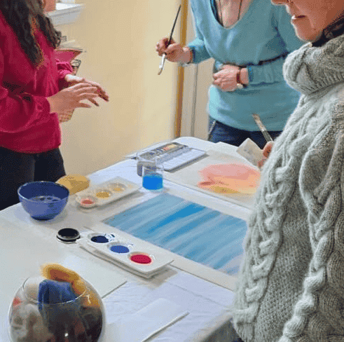 "The feminine rhythm & gesture" workshop, 2024. Working with colour.Go to Page